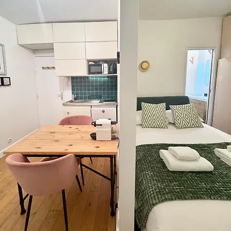 Lovely With Balcony And Spectacular Sacre-coeur View Apartamento