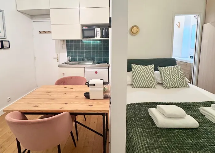 Lovely With Balcony And Spectacular Sacre-coeur View Apartamento